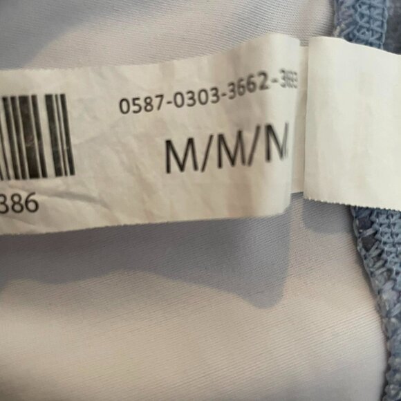 INFINITE PERFORMANCE LEGGING in pastel tie dye print, SIZE MEDIUM with pockets - Picture 3 of 7